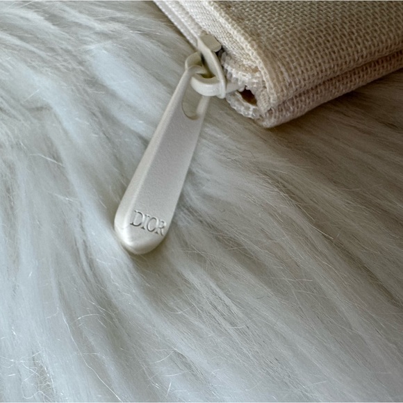 NEW Dior Limited Edition Mothers Day Floral Canvas Cosmetic Pouch - Picture 4 of 5